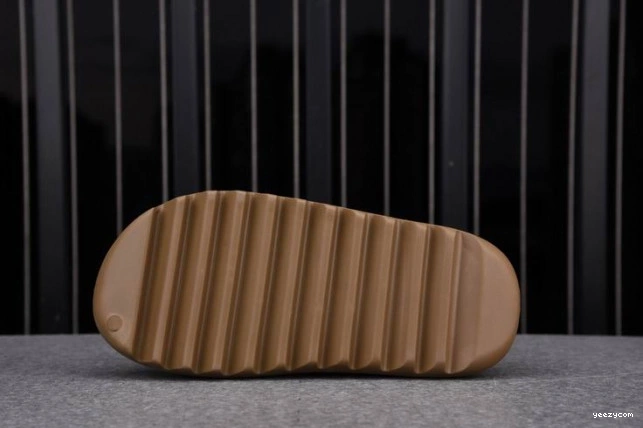 Adidas G55492 Core Slide Yeezy 1018